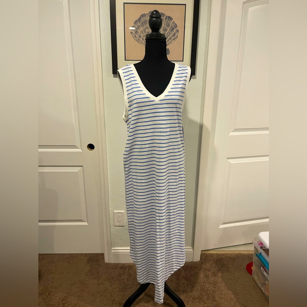 Time&Tru|Vneck Shirttail Dress